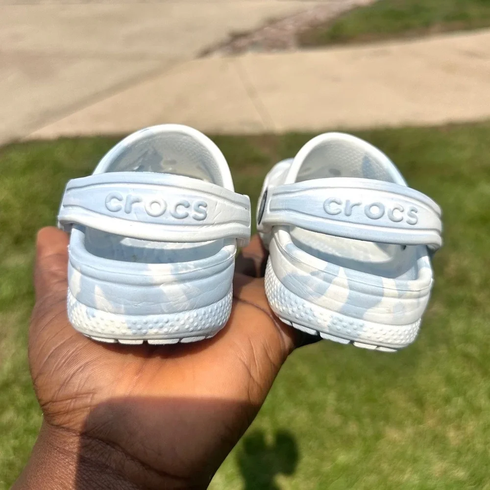 Crocs Kids Baya Marbled Clogs Toddler Size 7 Blue Sandals